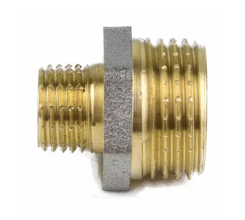 Ниппель латунь никель переходной Ду 15х8 (1/2"х1/4") НР 9023 ГОСТ 32585-2013 Aquasfera 9023-01